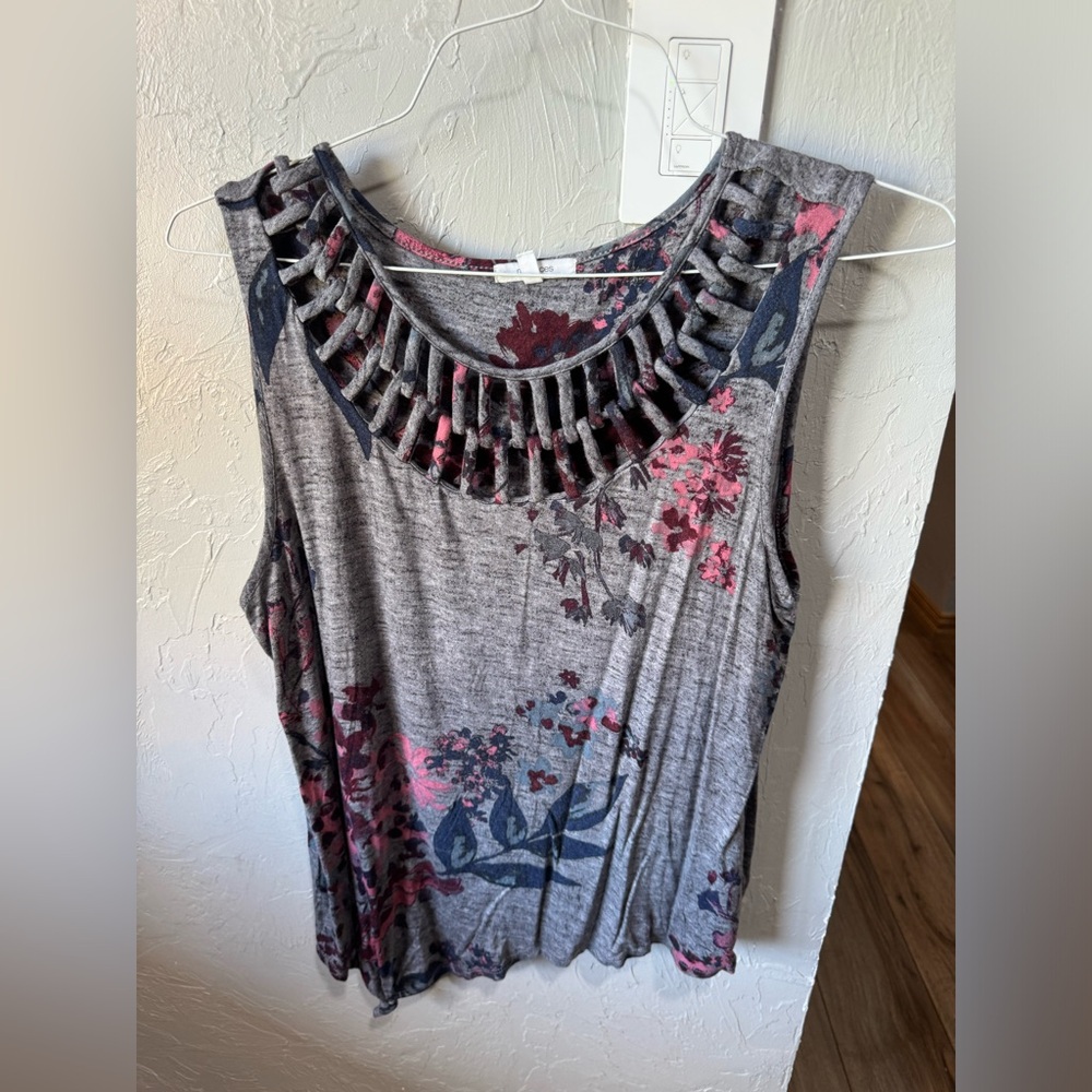 Maurice’s floral tank top
